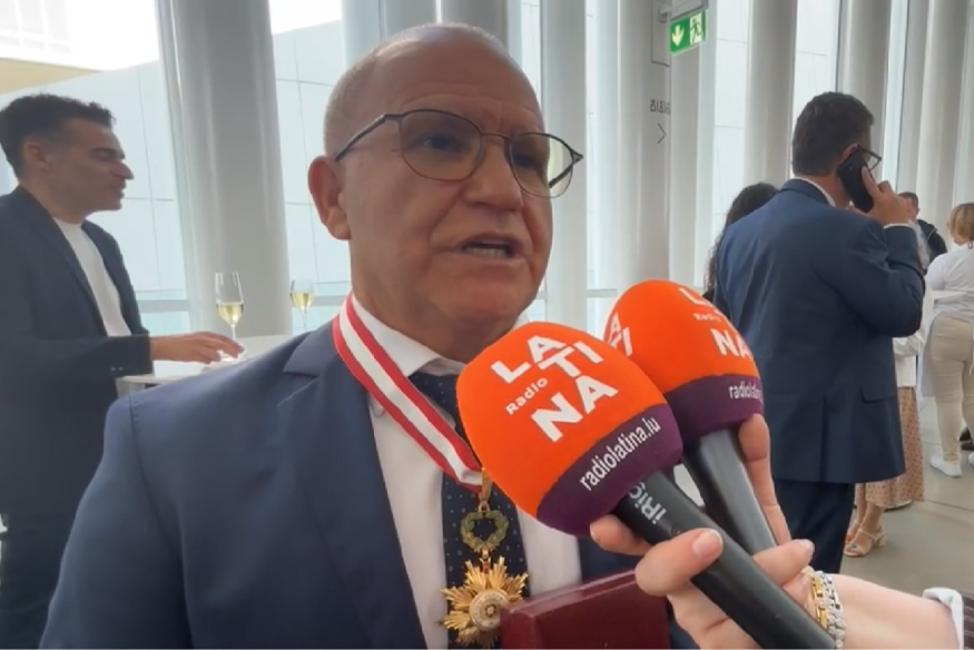 "Comecei do nada", diz Orlando Pinto depois de distinguido por António José Seguro